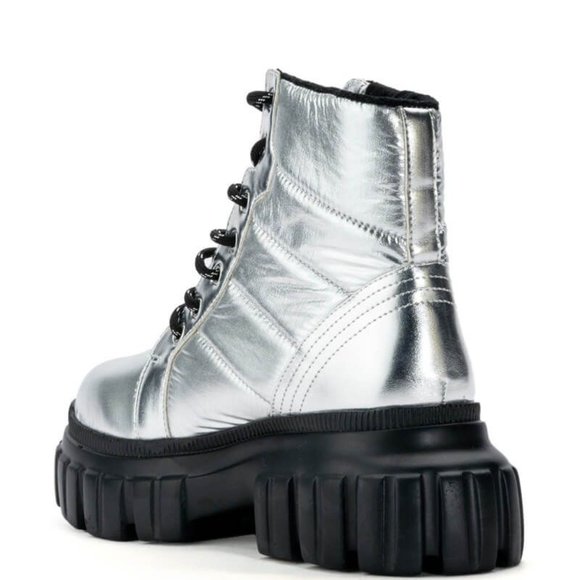 Miz Celsius: Silver Puffer Construction Boot SIZE 8 9 - Picture 4 of 6